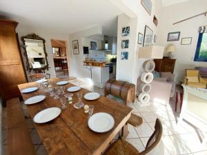 Maisons de vacances KERBELEM - Jardin, Terrasse, Plages 3km - C29 : photos des chambres