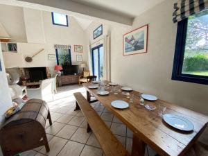 Maisons de vacances KERBELEM - Jardin, Terrasse, Plages 3km - C29 : photos des chambres