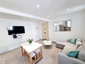 Appartements Le Saint-elegant Wifi Calme Renove : photos des chambres