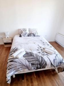 Appartements Le Saint-elegant Wifi Calme Renove : photos des chambres