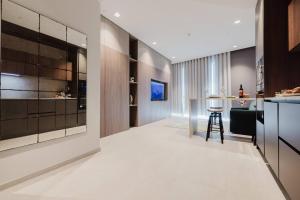 Elite Mercury Towers 1BED by Homely