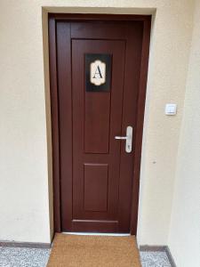 Karlovška Duplex Urban Apartment