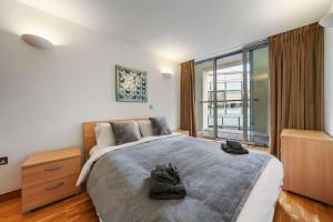 Stylish and very central apartment with balcony