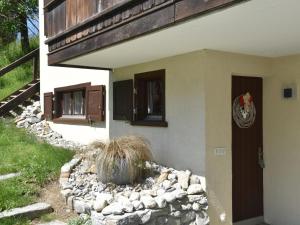 Apartment Am Sonnenhang by Interhome