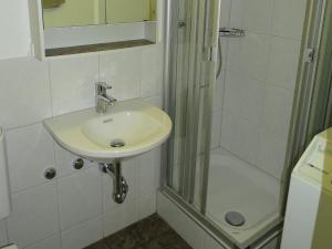 Apartment Parkweg 9-602 by Interhome