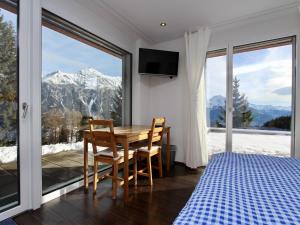 Apartment Raschainas Lenzerheide by Interhome