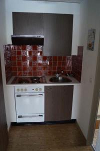 Apartment Azalea by Interhome