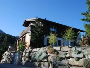 Apartment Casa Hofer by Interhome - 库尔瓦尔登