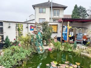 Apartment Garden Suite by Interhome