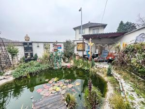 Apartment Garden Suite by Interhome