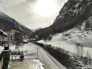 Apartment Alpin Smile by Interhome