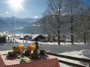 Apartment Pony 2-Bettwohnung by Interhome