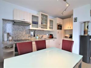 Apartment Auarara by Interhome