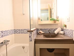 Apartment LEsquinade J3 029 by Interhome