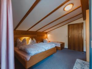 Apartment Wildkogel 2 by Interhome