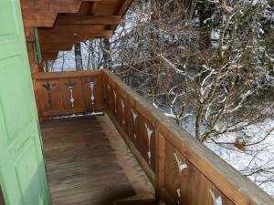 Apartment Les Erables- Chalet by Interhome