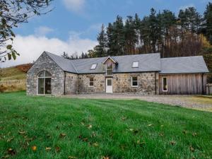 Holiday Home The Barn by Interhome