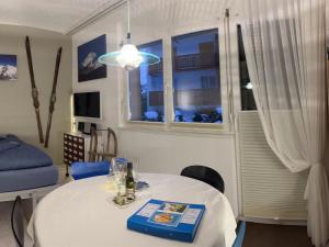 Apartment Evelyne by Interhome