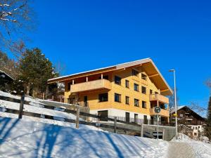 Apartment Brunnhorn EG Nordost by Interhome