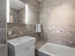 Apartment Parvenda by Interhome