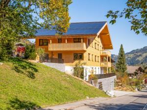 Apartment Brunnhorn EG Nordost by Interhome