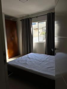 Pé na areia Apto Bombas