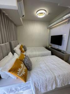 Sweet Escape at S residences MOA