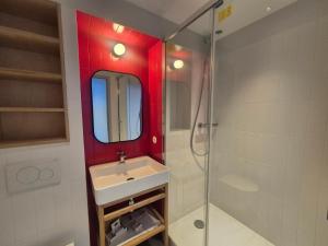 Duplex rénové skis aux pieds, 3 pièces, balcon à Tignes - FR-1-502-518