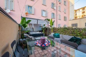 Villa Duomo - Jacuzzi e Terrazzo - Cinema - Free Parking - Gym