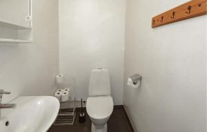 3 Bedroom Cozy Apartment In Visby