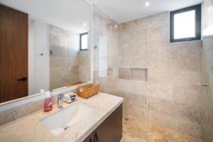 4 Bedroom Siela Beachfront Luxury Apartment