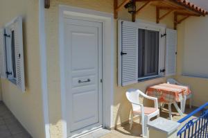 Elli Studios & Apartments Samos Greece