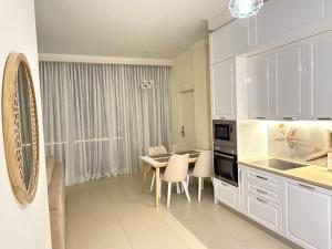 Villa Harmony Green Coast, Palase