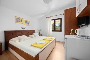 Anamar Apartments & Rooms 