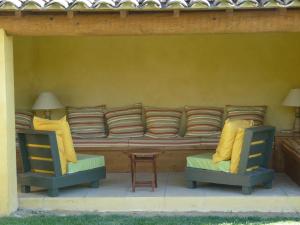 Maisons de vacances nice family vacation house with heated swimming pool, in mouries, alpilles areas 10 persons : photos des chambres