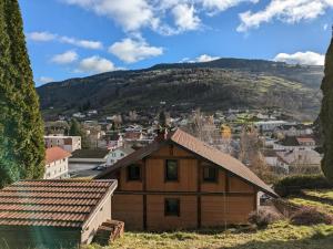 Chalets Chez Mimile , au calme , proche centre , wifi : photos des chambres