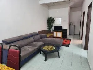 D'Haja 5 KLIA Sepang with Free Wi-Fi & 3 Airconds - Kampong Kubang Beras