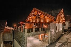 Chalet Theresia - 4-star hotels in Kappl