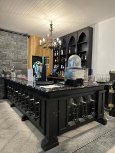 Sweeneys Hotel 2020 Limited