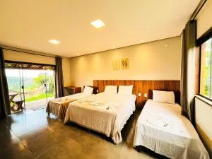 Pousada Capitólio com acesso a piscina natural, cachoeiras, café da manhã, trilhas, passeio a cavalo, a apenas poucos minutos do deslumbrante Lago de Furnas e passeio de lancha - Joaquim Messias