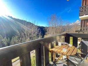 Studio moderne et calme avec parking privatif à Notre Dame de Bellecombe - FR-1-505-188