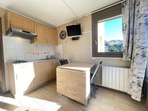 Studio moderne et calme avec parking privatif à Notre Dame de Bellecombe - FR-1-505-188