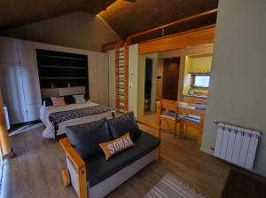 NEYEN, Departamento centrico SMA