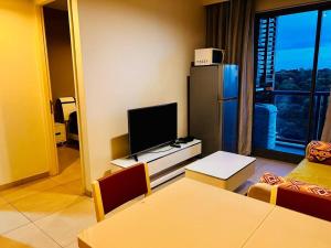 Sea & Pool View Condo 1BR Near Walking street