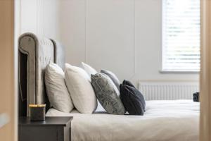 Cozy and spacious full size flat