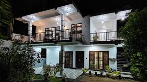 Villa 51 First floor Rooms Your own room plus access to shared spaces