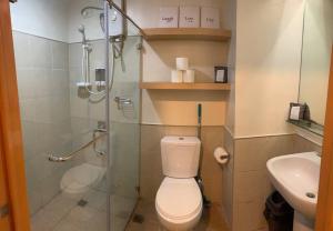 Studio Unit near Ayala and SM Cebu with FREE Netflix, Disney plus and YouTube