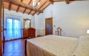 2 Bedroom Beautiful Home In Massarosa