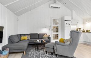 Beautiful Home In Blokhus With Sauna