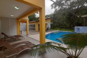 Casa de Praia com 5 suítes - Módulo 28, Riviera de São Lourenço